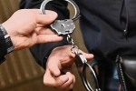 В Петербурге задержали 13 участников аферы по обману мужчин в дорогих ресторанах