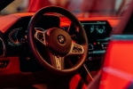BMW с людьми вылетела с третьего этажа парковки в Краснодаре. Водитель авто мог сменить имя, а пассажирка была беременна