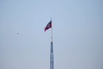       λ
