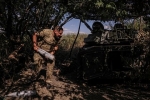 Боец ВСУ назвал власти Украины пропитыми дегенератами и обвинил их в потере территорий