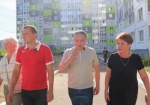 Дмитрий Денисов прогулялся по Правобережью и выслушал местных жителей