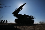В США заявили, что Россия использует американские чипы в своих ракетах. Как она могла их получить?