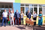 Геннадий Новосельцев поздравил учеников обновленной школы во Дворцах