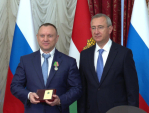 Госнаграды вручил жителям Калужской области губернатор