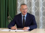 Губернатор Владислав Шапша поздравил медиков с профессиональным праздником